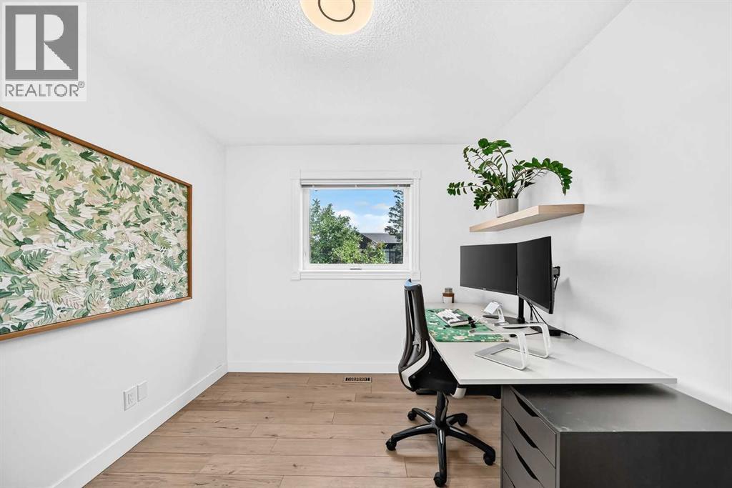 357 Regal Park NE - 29