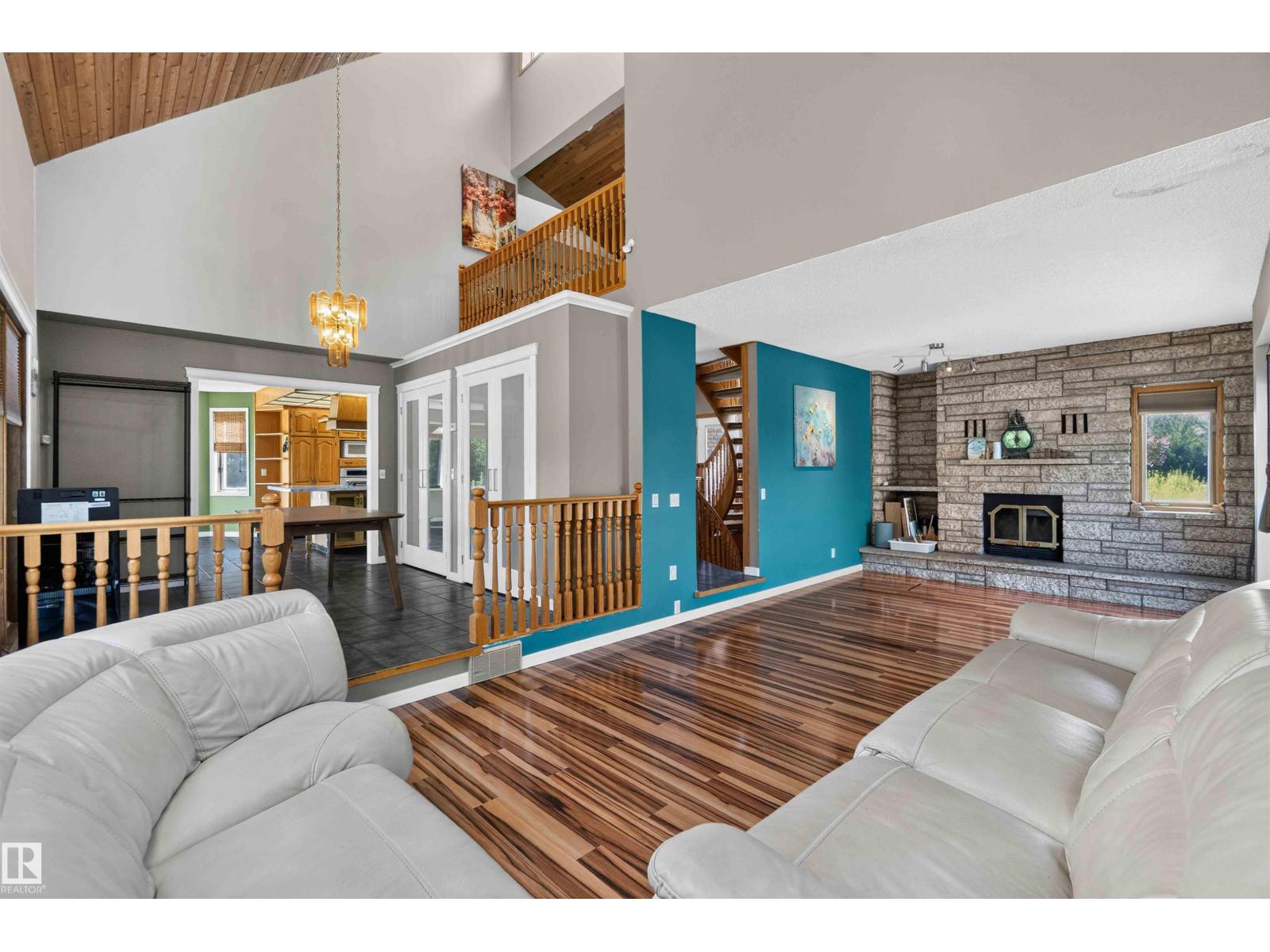 #35 53504 RGE ROAD 280 - 32