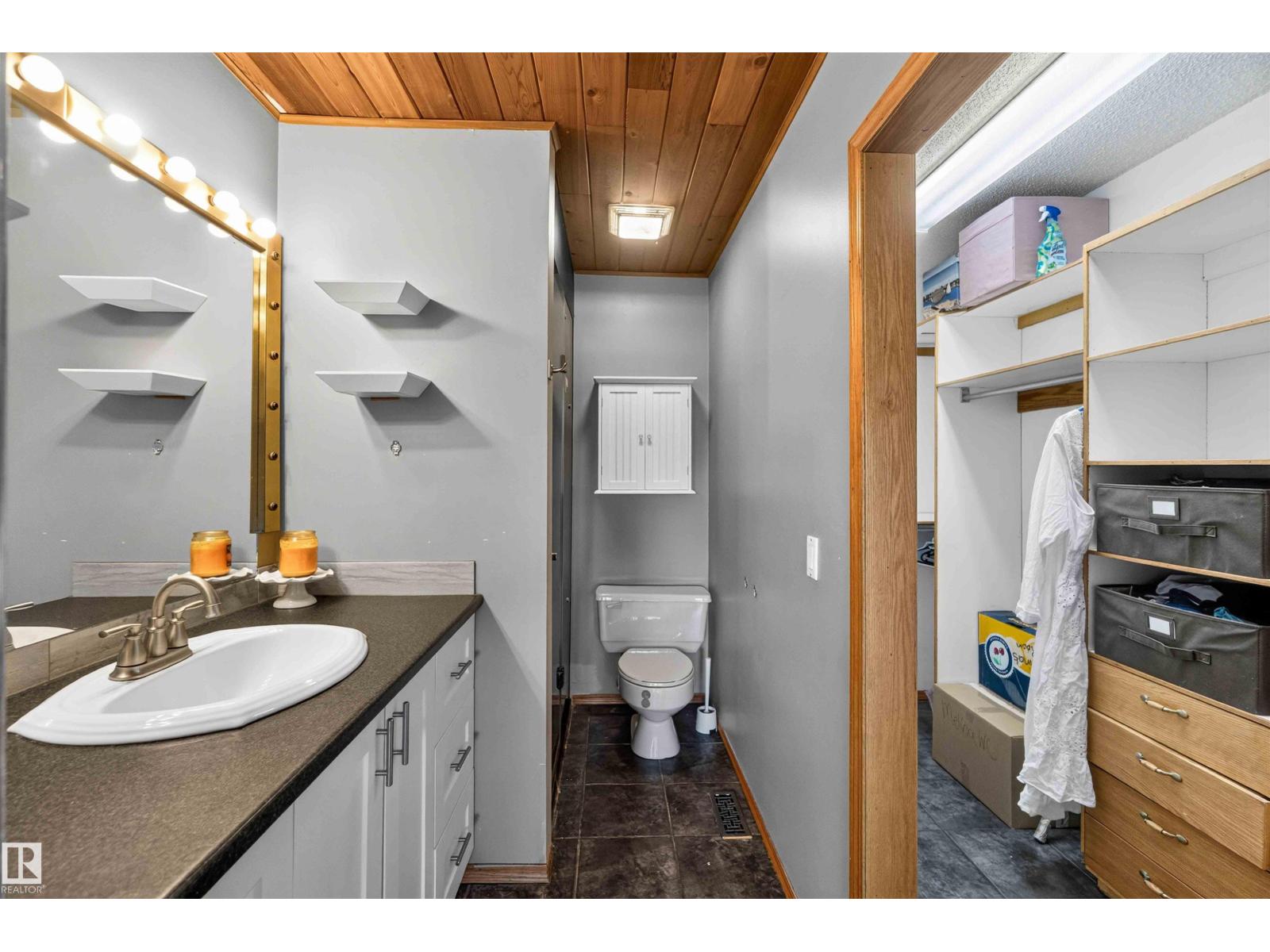 #35 53504 RGE ROAD 280 - 54