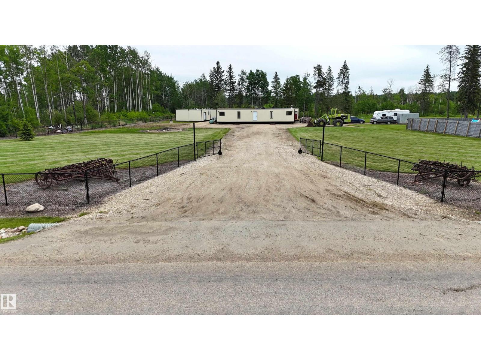 Range Road 32 Township 524 - 75