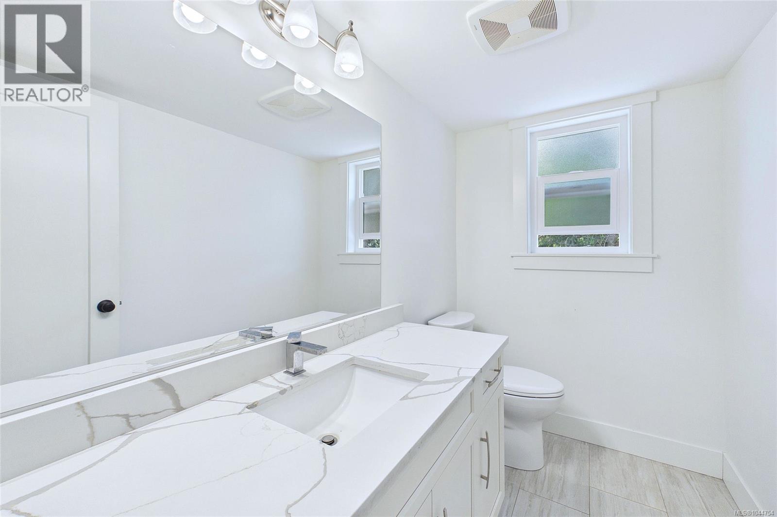 3030 Gregson Rd - 7