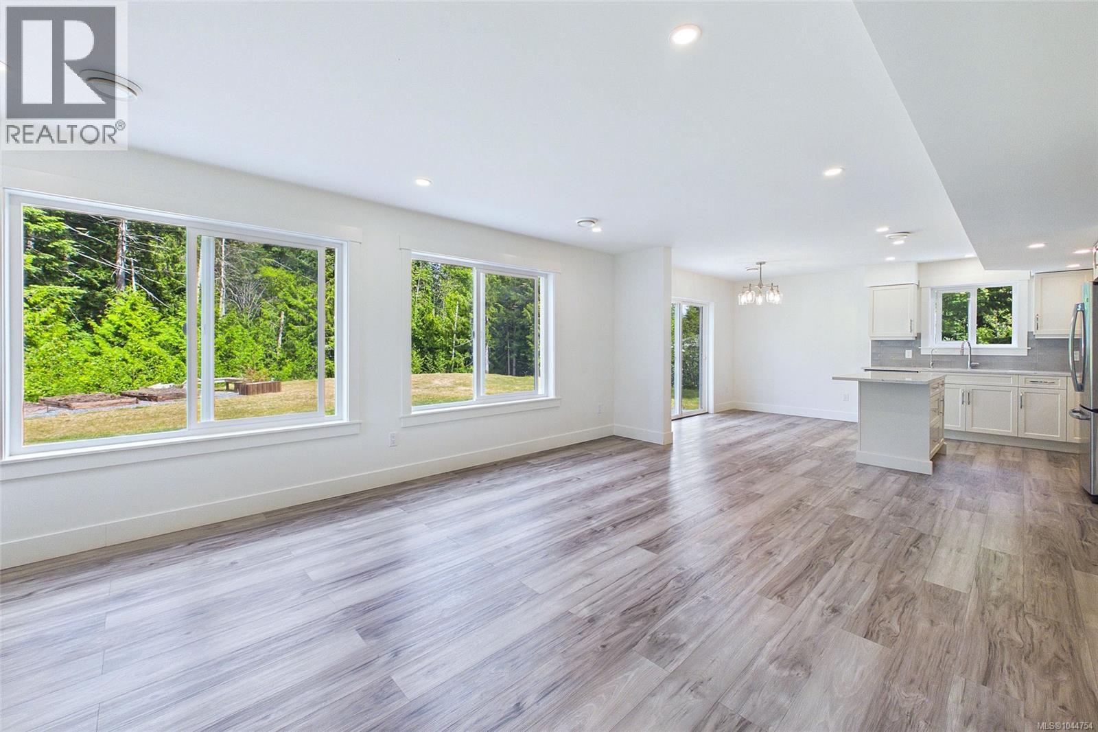 3030 Gregson Rd - 16