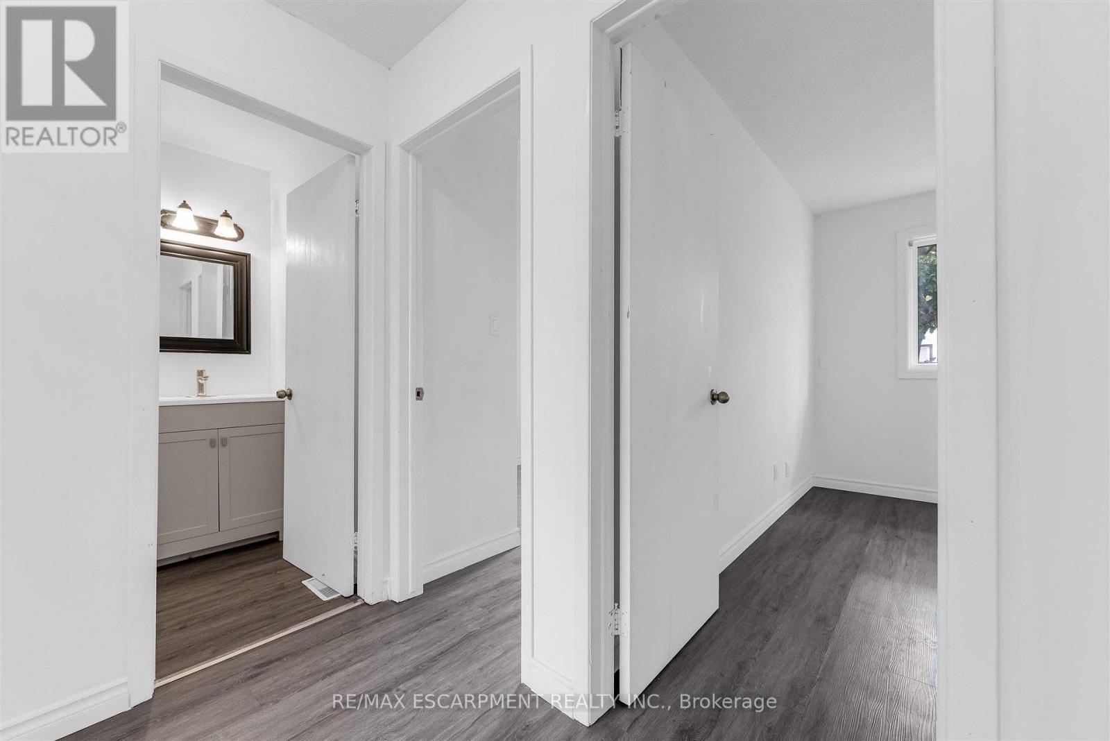 #284 100 BROWNLEIGH AVENUE - 14