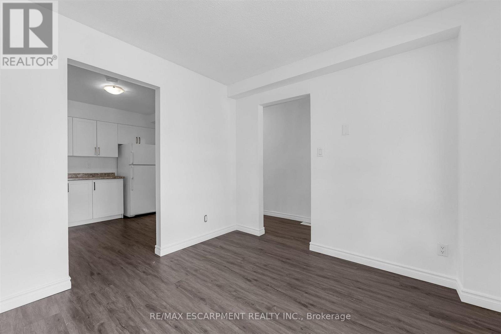 #284 100 BROWNLEIGH AVENUE - 4
