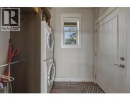 8964 Davidson Place, Vernon, BC V1H2K9 Photo 15