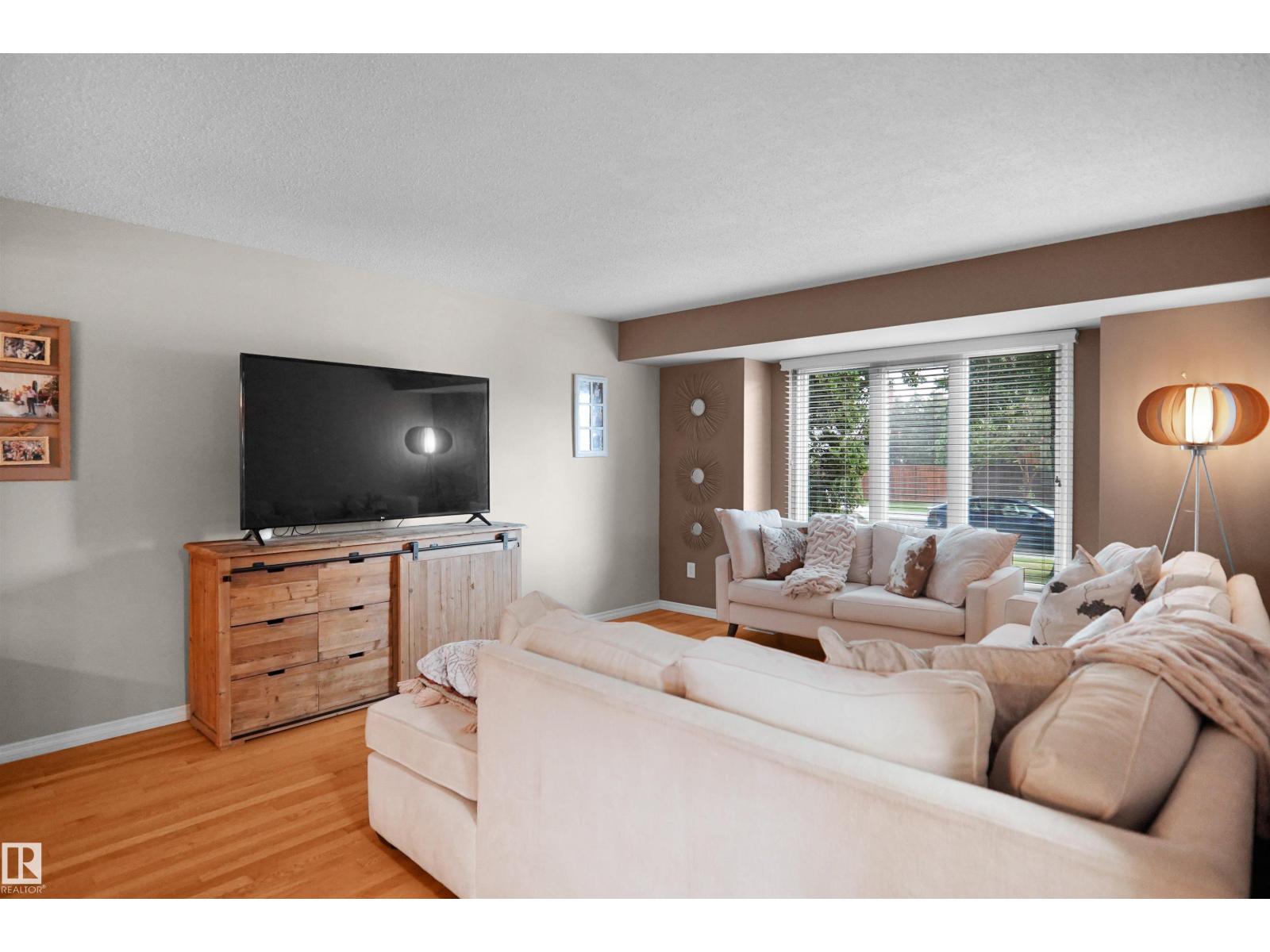 112 GARIEPY CR NW - 10