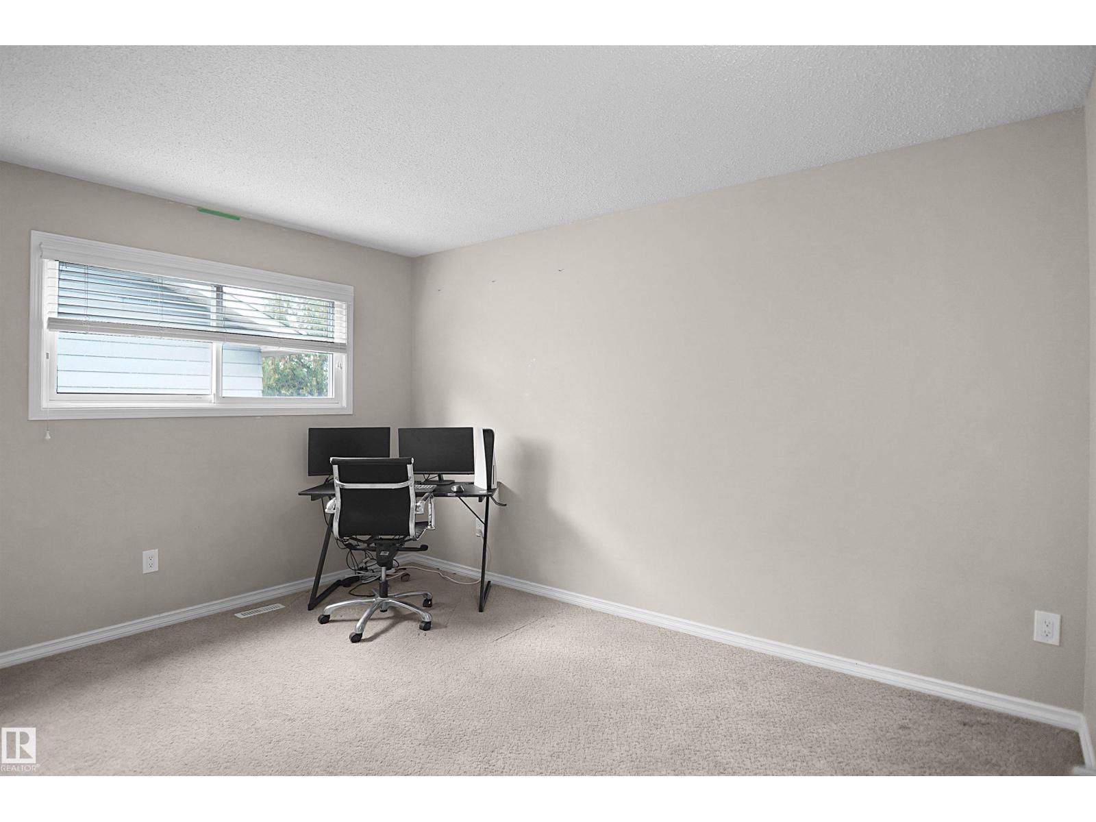 112 GARIEPY CR NW - 46
