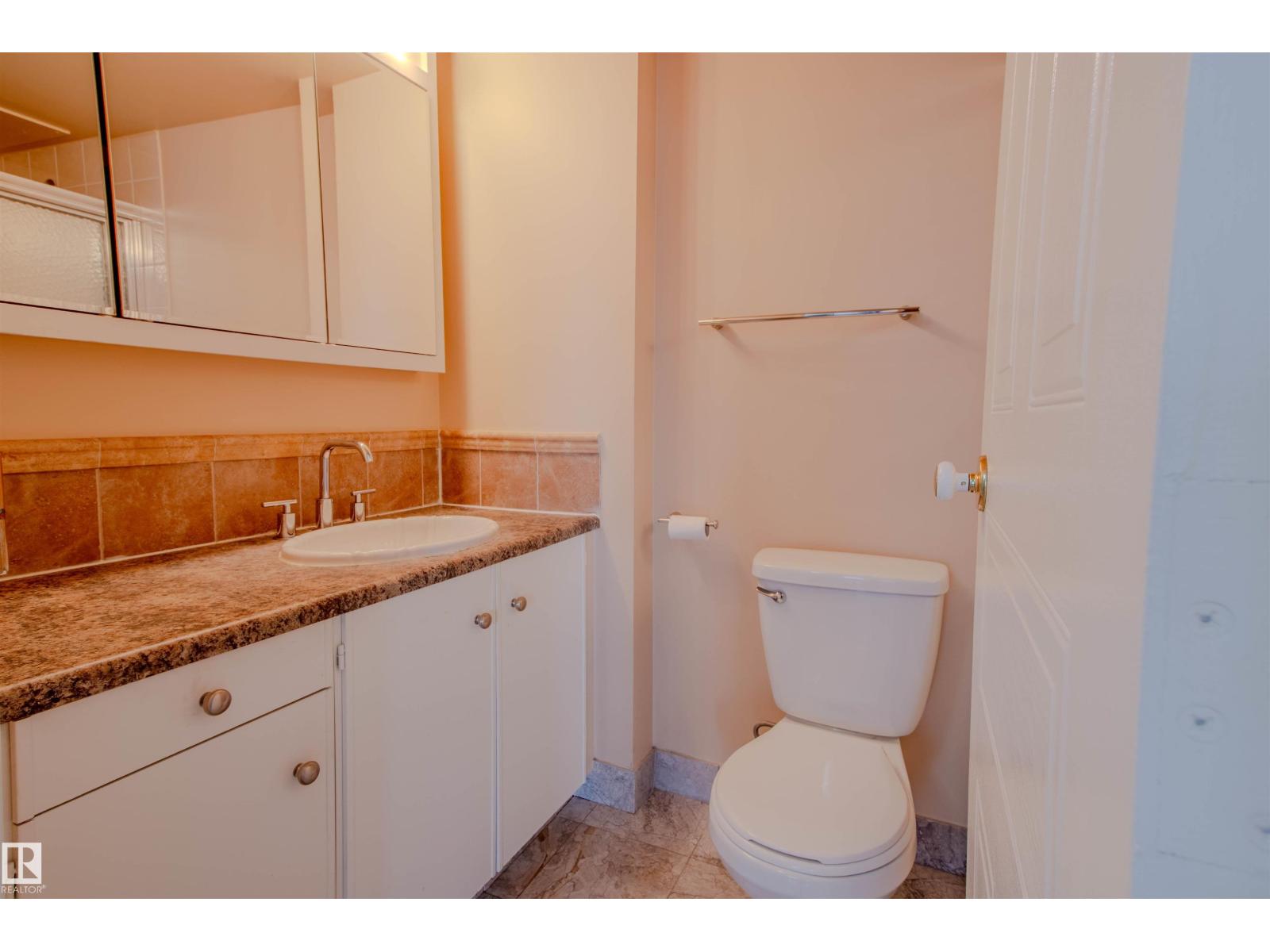 #202 8340 JASPER AV NW - 22