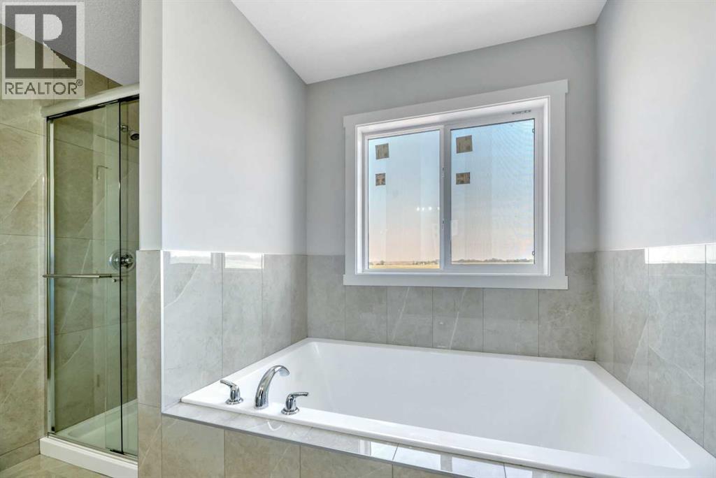 154 Lakewood Crescent - Image 28
