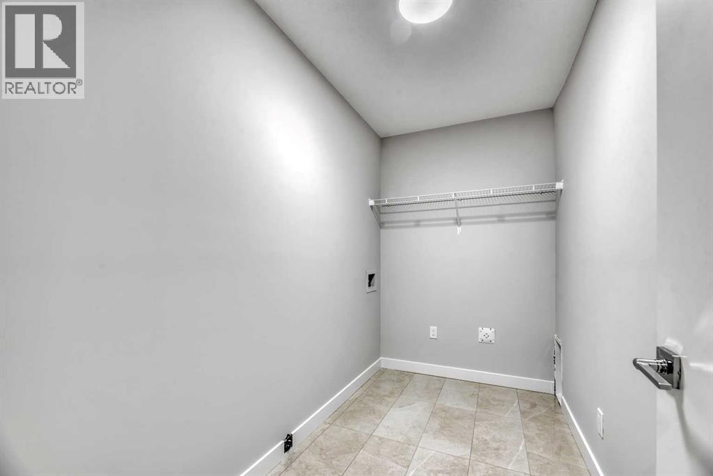 154 Lakewood Crescent - Image 35