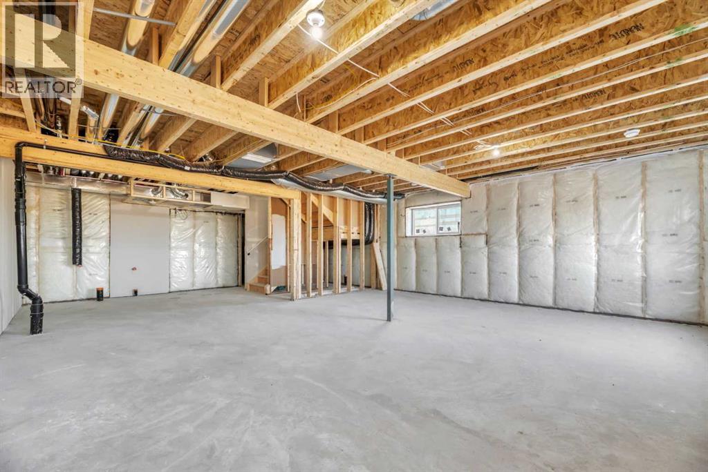 154 Lakewood Crescent - Image 37