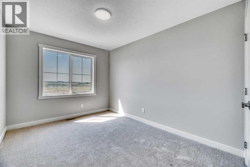 154 Lakewood Crescent - Image 33