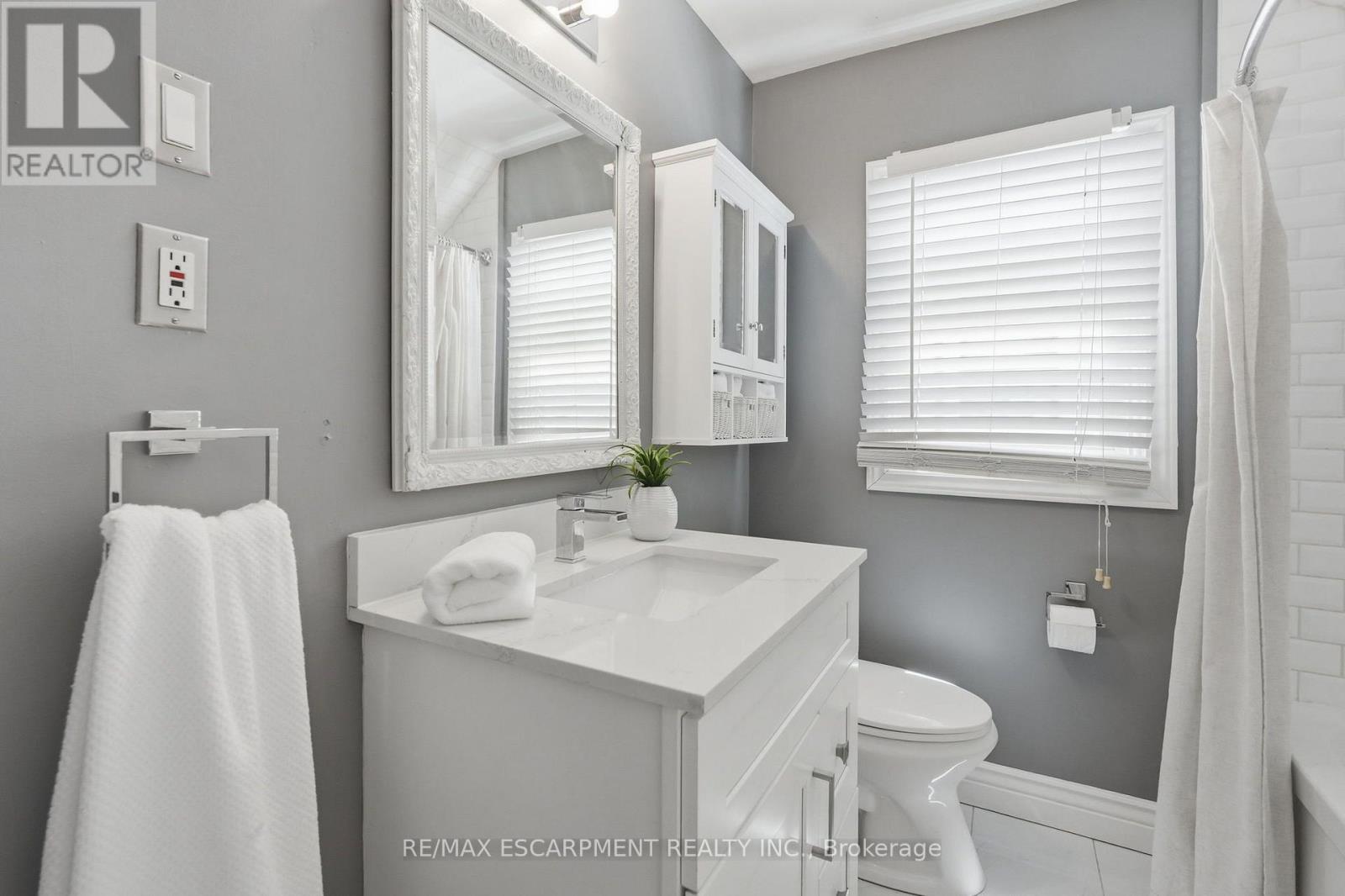 170 KENSINGTON AVENUE S - 23