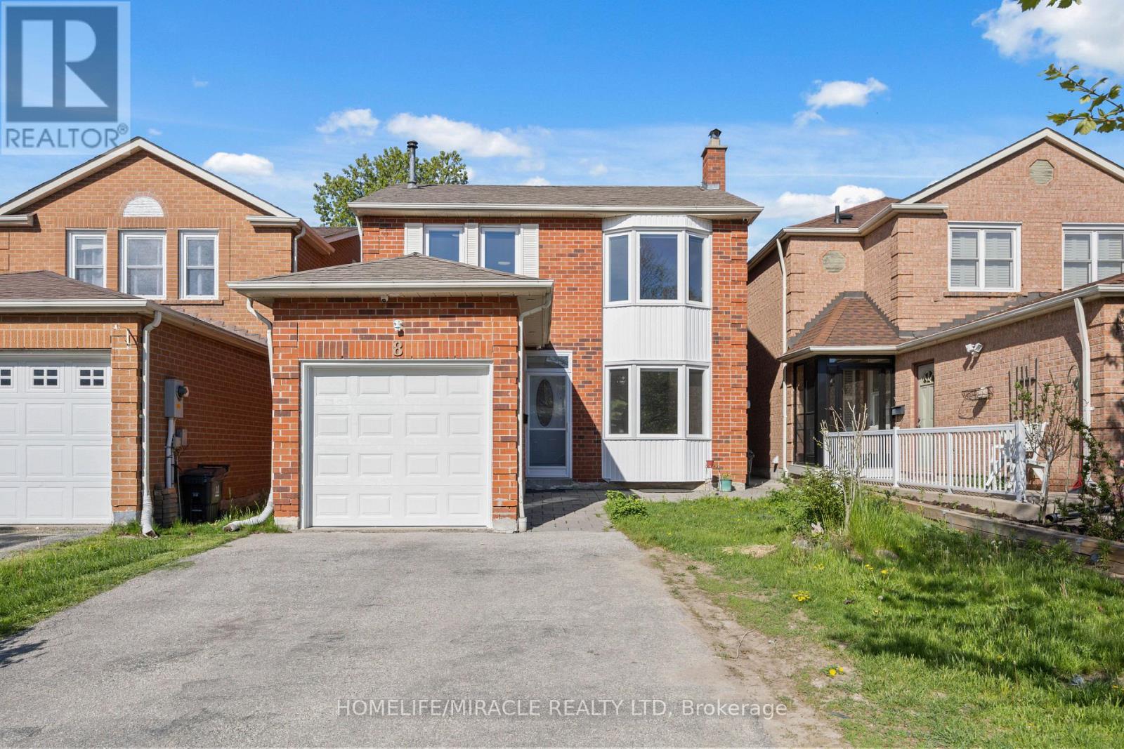 8 LANSBURY DRIVE - 1