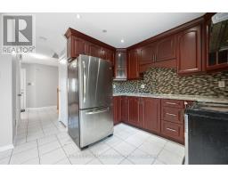 8 Lansbury Drive, Toronto, ON M1V3H6 Photo 15
