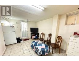 8 Lansbury Drive, Toronto, ON M1V3H6 Photo 37