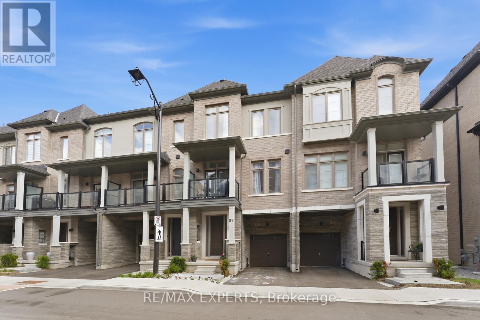 87 DE LA ROCHE DRIVE - 2