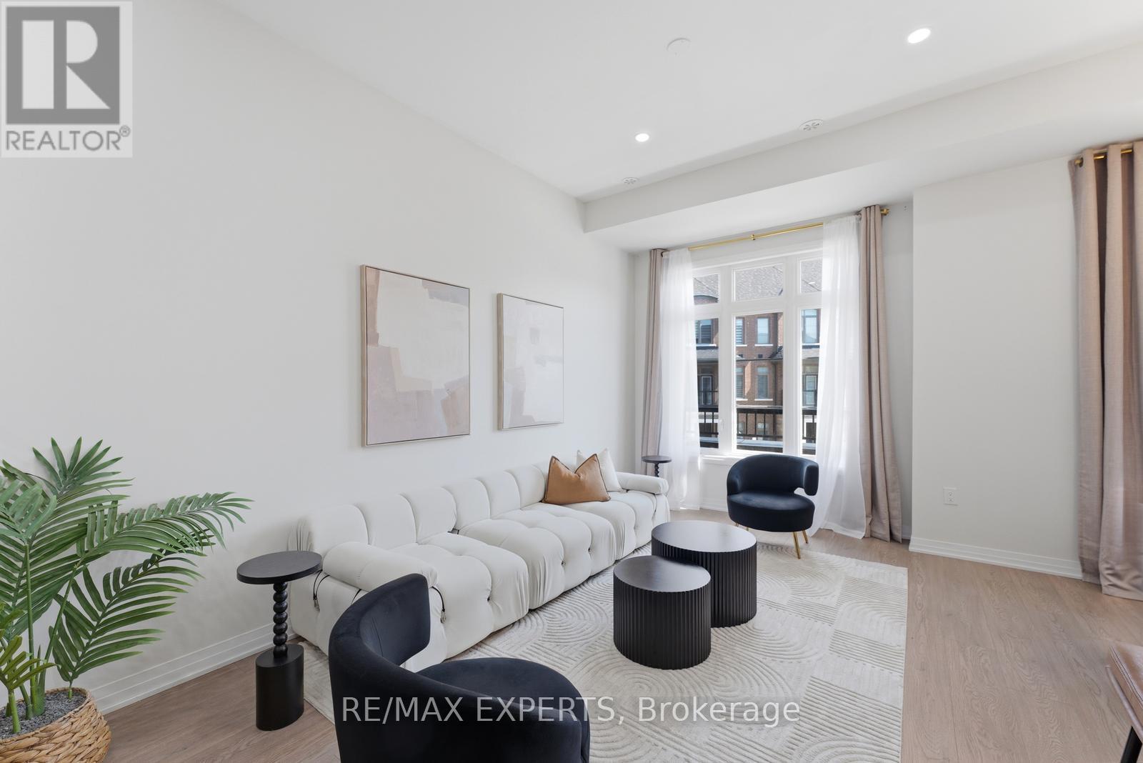 87 DE LA ROCHE DRIVE - 20