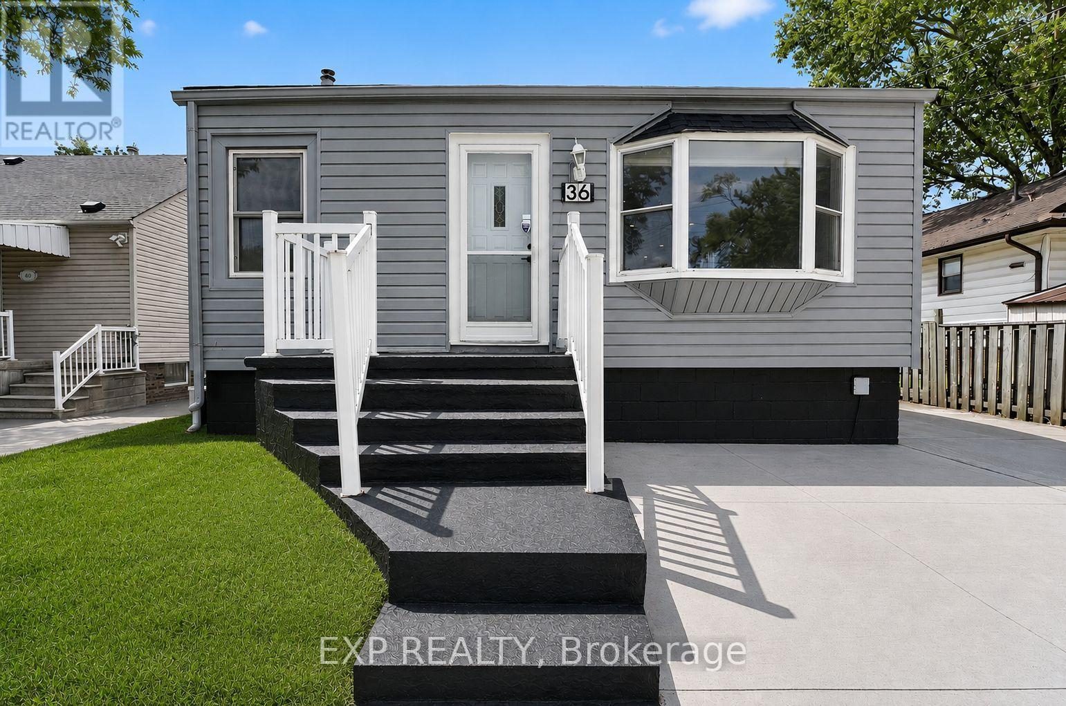 Photo of 36 Mahony Avenue