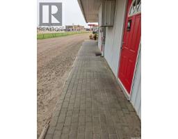 925 5th Avenue W, Shaunavon, SK S0N2M0 Photo 16