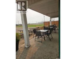 925 5th Avenue W, Shaunavon, SK S0N2M0 Photo 17