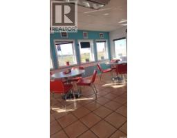 925 5th Avenue W, Shaunavon, SK S0N2M0 Photo 26