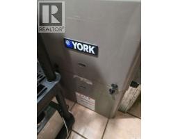 925 5th Avenue W, Shaunavon, SK S0N2M0 Photo 9