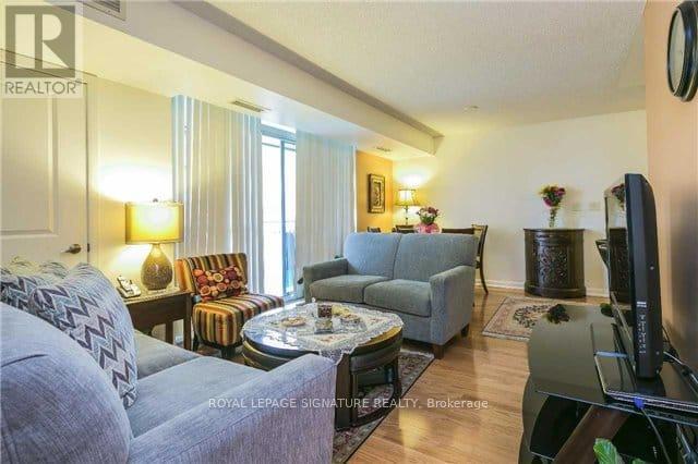 #705 5793 YONGE STREET - 18