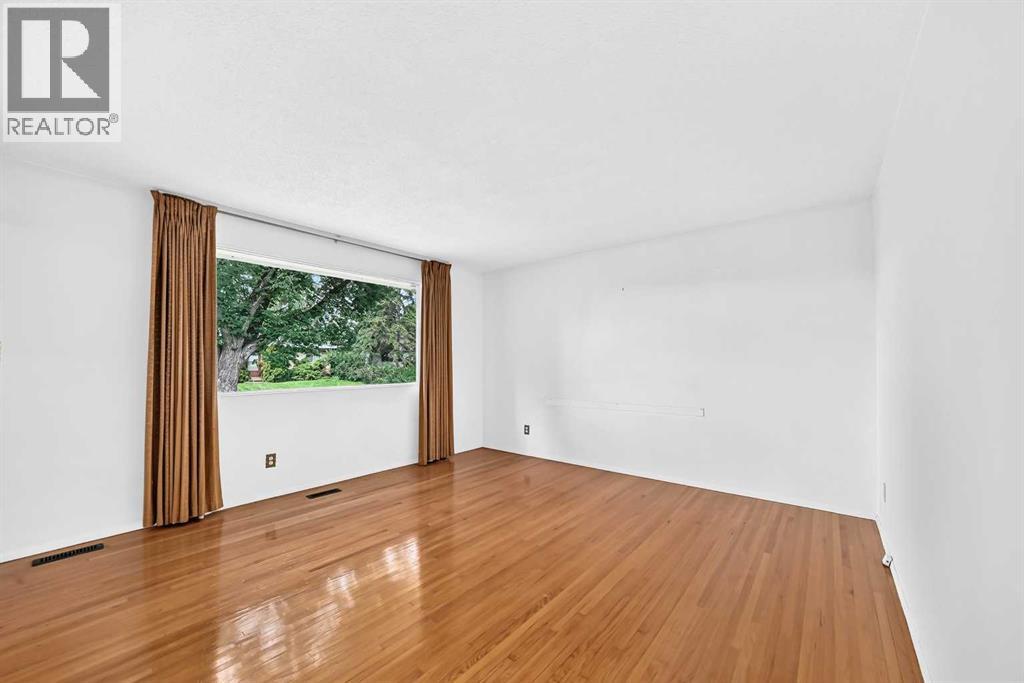 3238 32A Street SE - Image 10