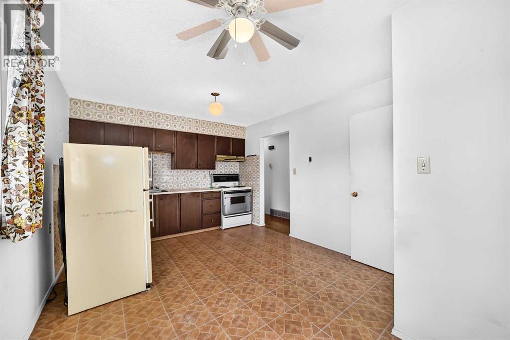 3238 32A Street SE - Image 8