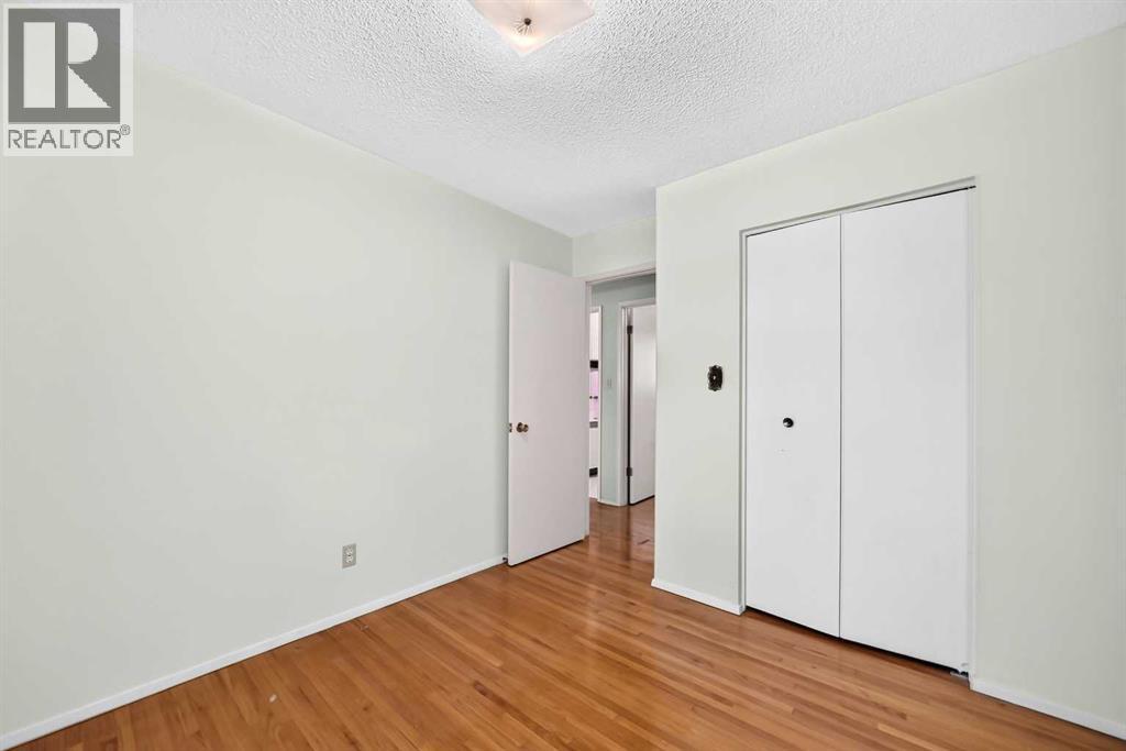 3238 32A Street SE - Image 17