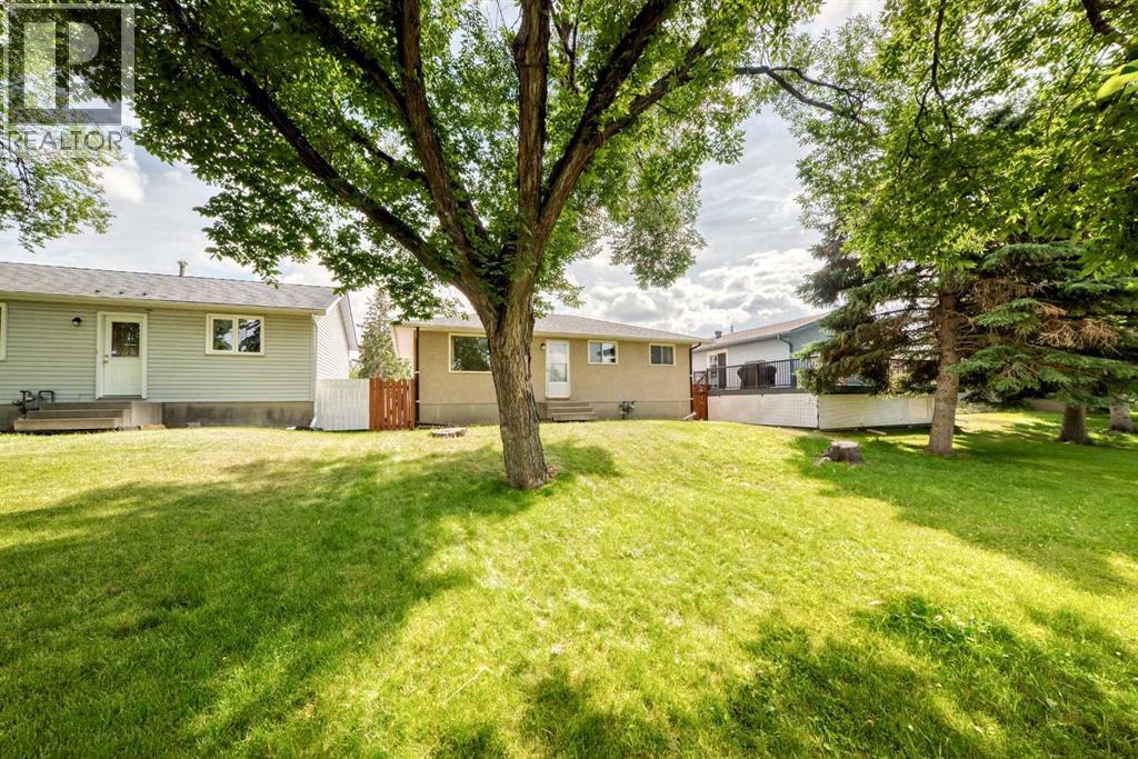 3238 32A Street SE - Image 36