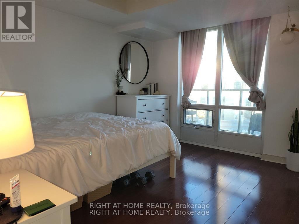 #3205 361 FRONT STREET W - 8