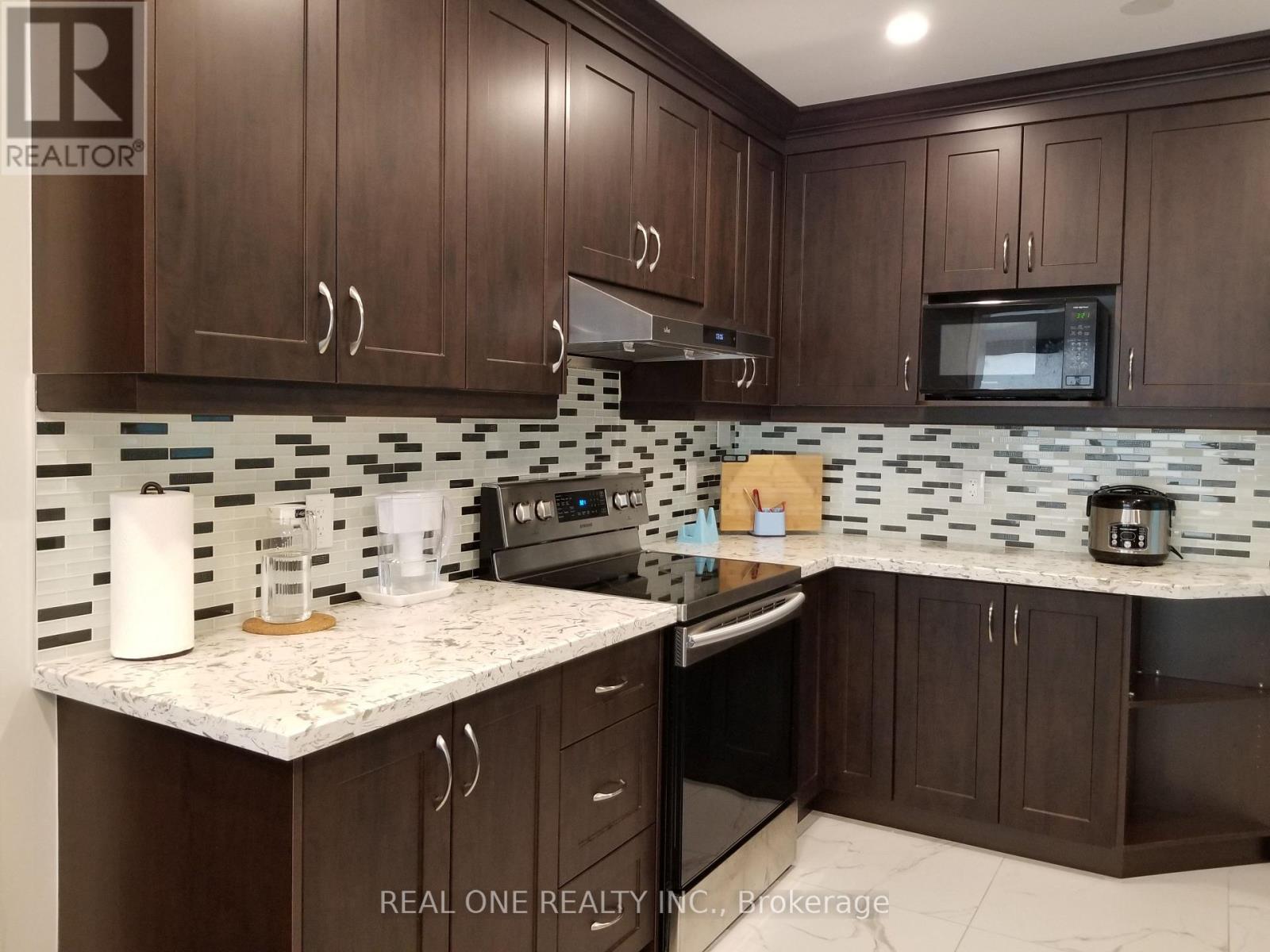 26 APPLEFIELD DRIVE - 22