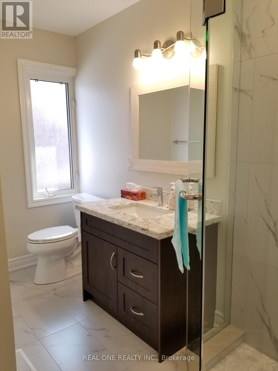 26 APPLEFIELD DRIVE - 33