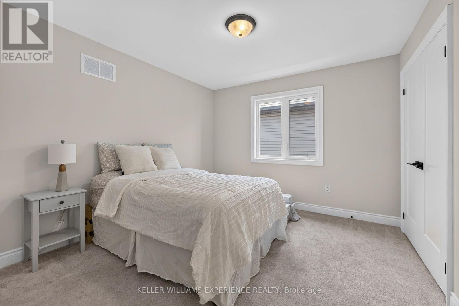 25 ATLANTIS DRIVE - Image 34