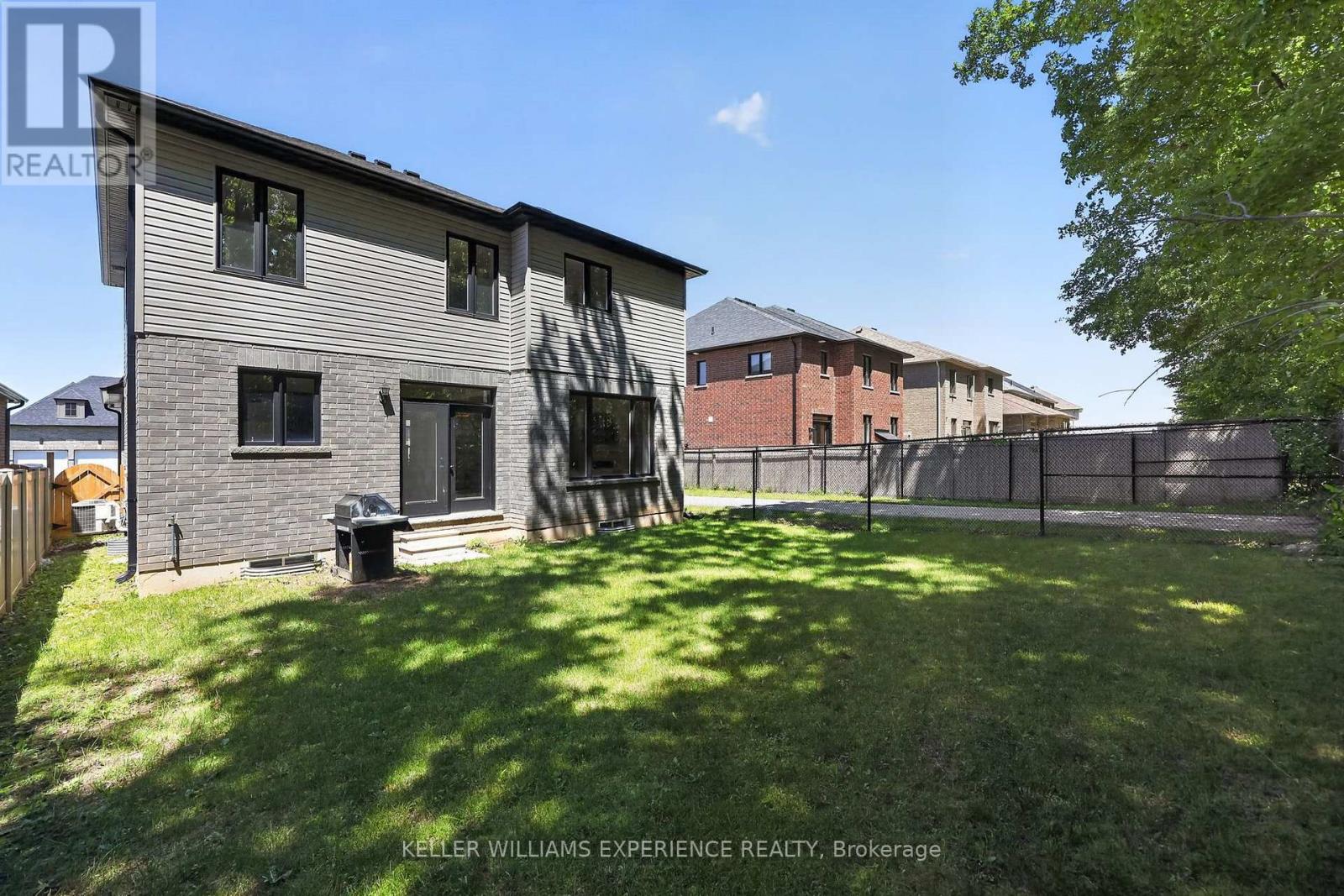 25 ATLANTIS DRIVE - Image 41