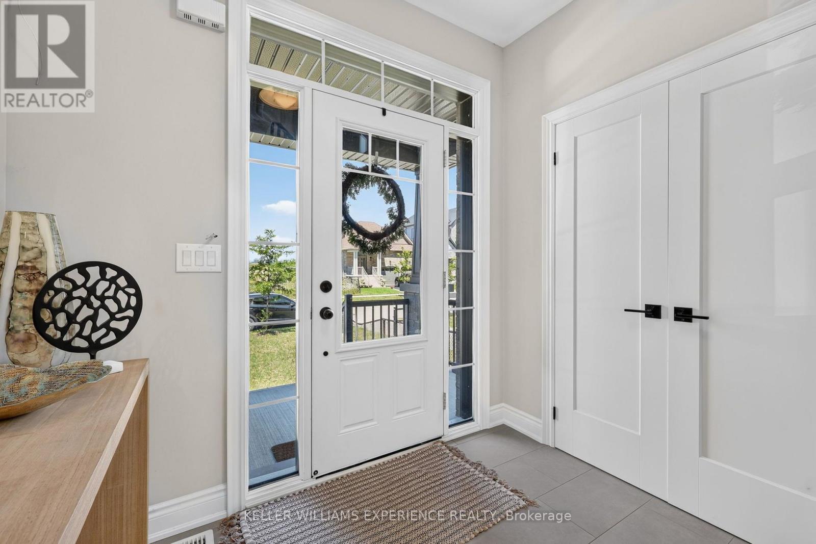 25 ATLANTIS DRIVE - Image 6