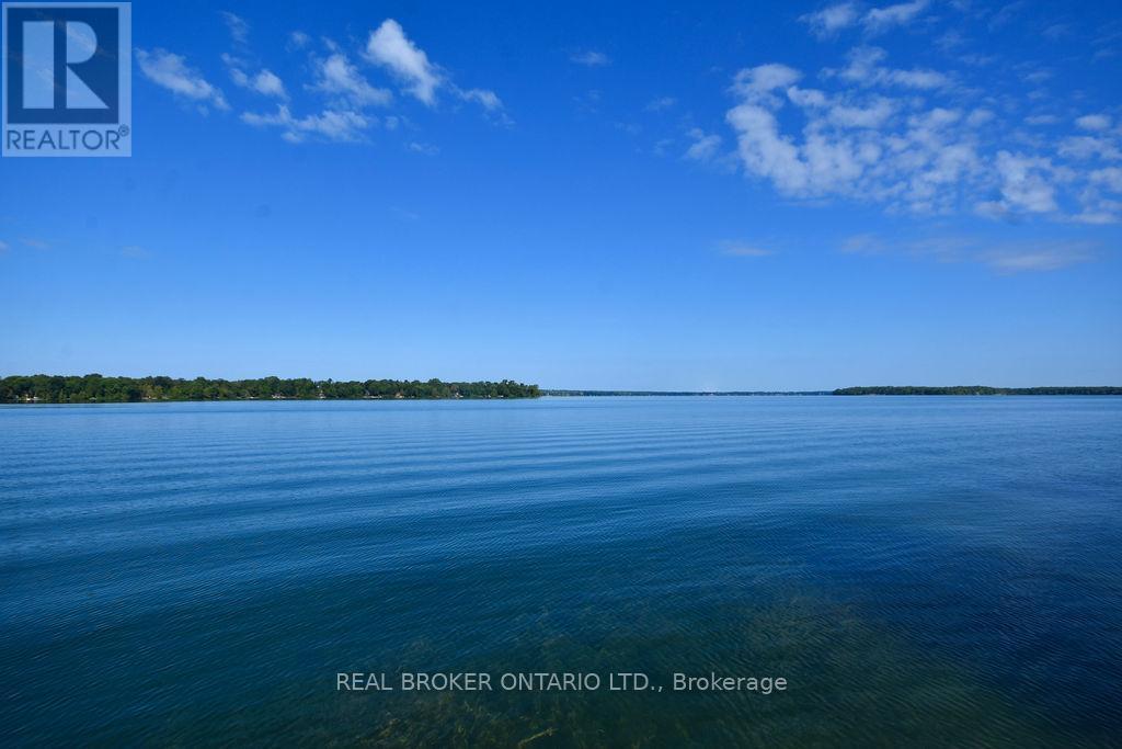 5818 VICTORIA PARK ROAD - 11