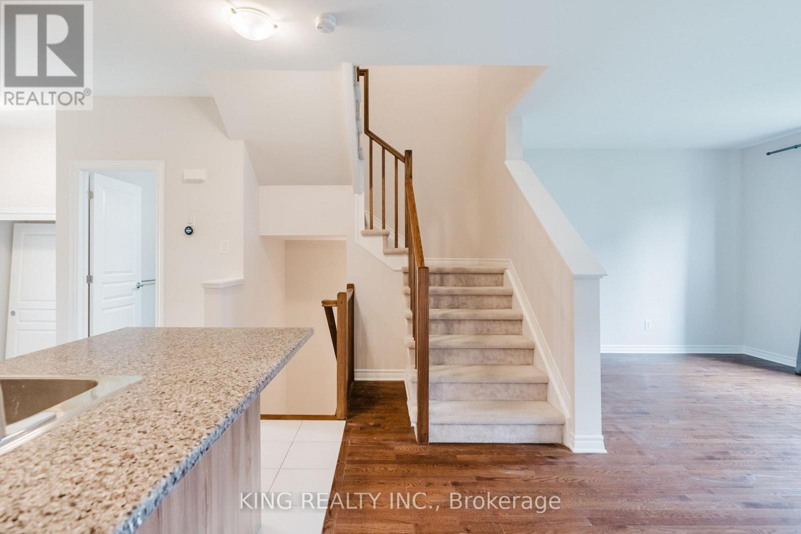 189C SHINNY AVENUE - 21