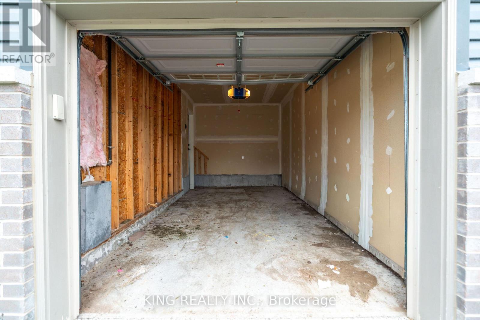 189C SHINNY AVENUE - 50
