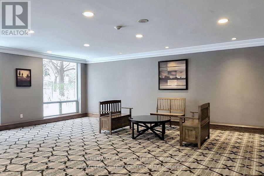 #402 18 PEMBERTON AVENUE - 5