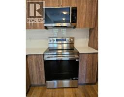 Kitchen - 721 Dolph Street N Unit# 2, Cambridge, ON N2H5A1 Photo 6