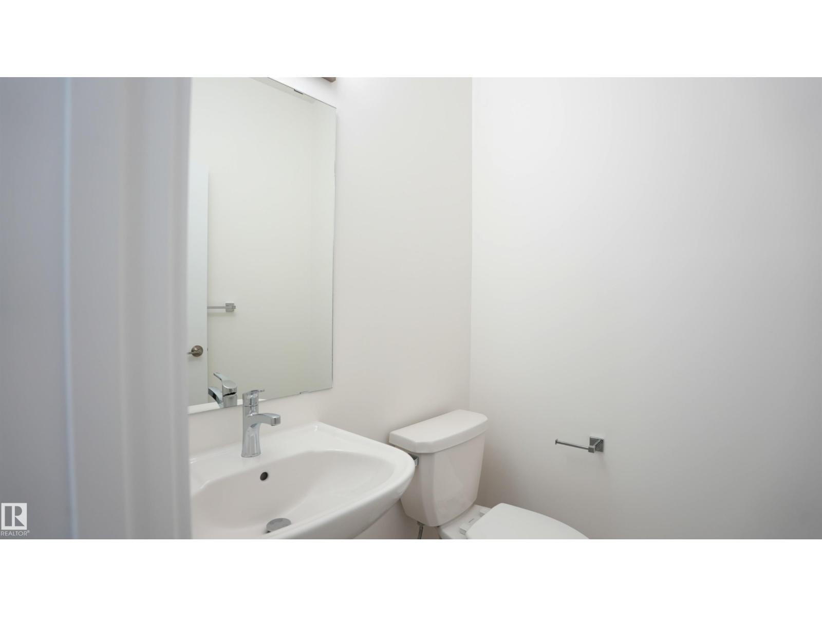 #2 2710 66 ST SW - 19