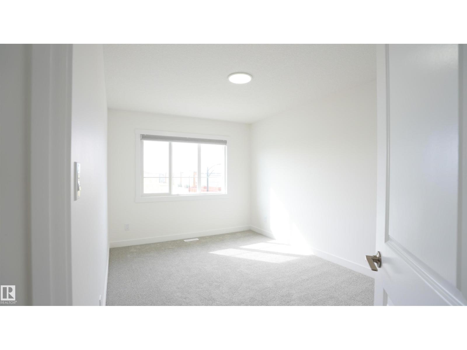 #2 2710 66 ST SW - 45