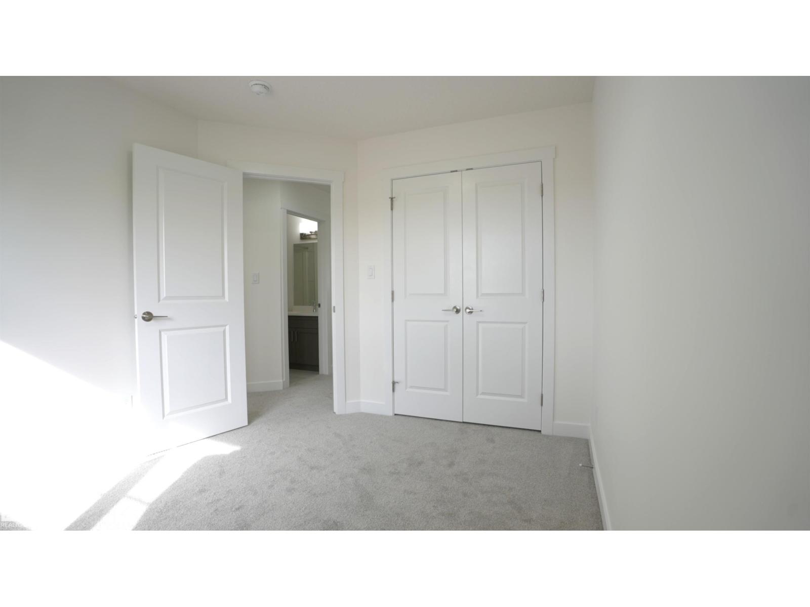 #2 2710 66 ST SW - 49