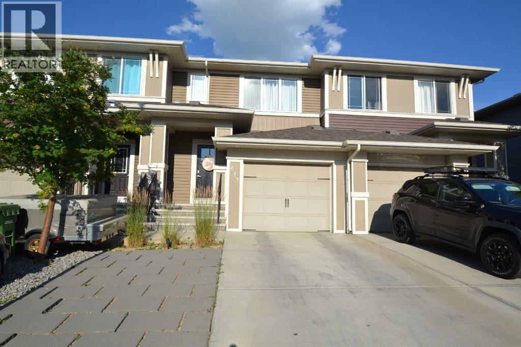 613 Hillcrest Road SW - 1