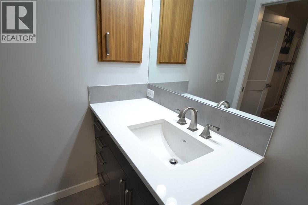 613 Hillcrest Road SW - 28
