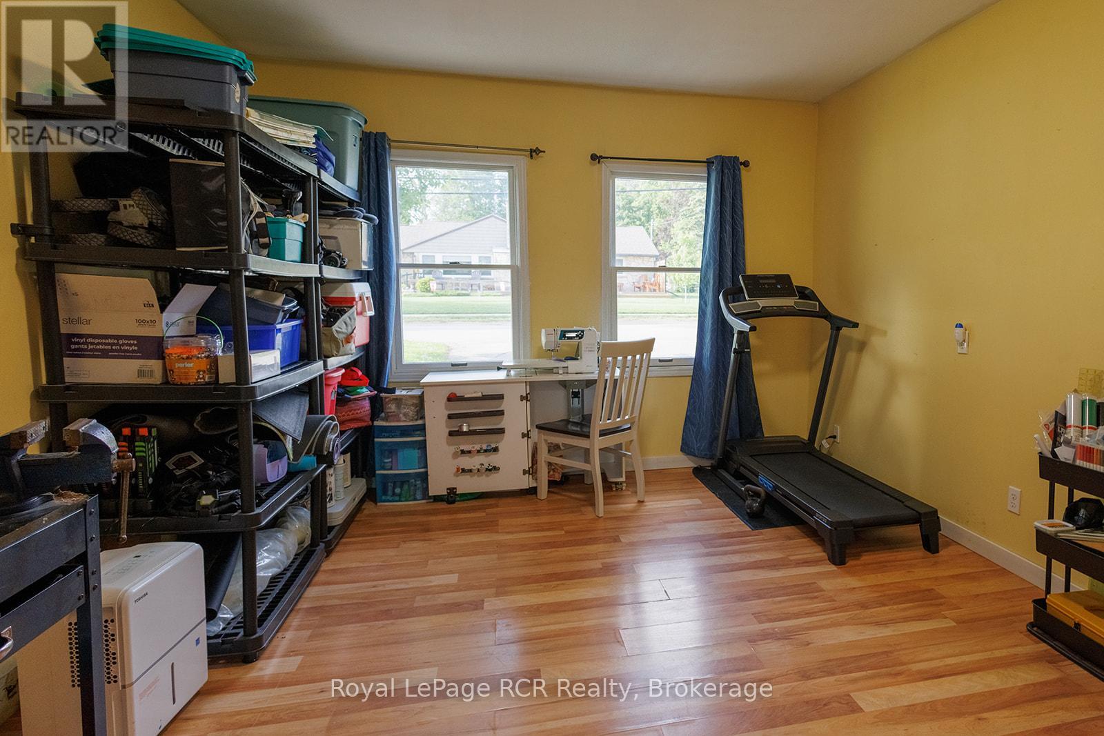 223 DIVISION STREET - Image 17