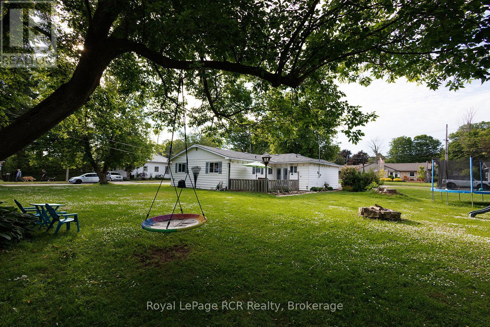 223 DIVISION STREET - Image 18